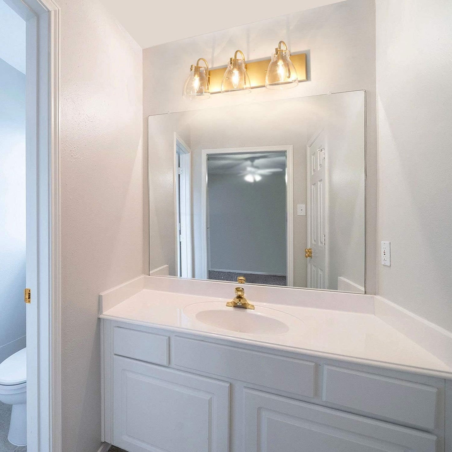 Gold Bathroom Light Fixtures, 3-Light Gold Vanity Lights for Bathroom, Brass Bathroom Vanity Light with Clear Glass Shades, 22 Inches